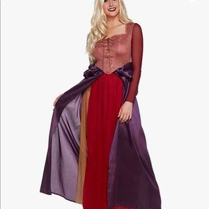 Sarah Sanderson Halloween costume